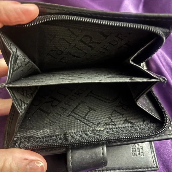 Furla Leather Wallet With Box And Dust Bag - Picture 9 of 16